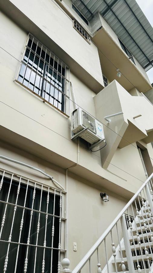 Large 2-Bedroom Apartment, Close To The American Consulate Guayaquil Exterior foto